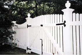 PVC Estate Gate Classic